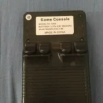 Reseña fotográfica de la consola de videojuegos portátil retro R36S