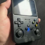 R36S Retro-Handheld-Videospielkonsole Foto-Test