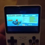 R36S Retro Handheld Videogame Console fotoreview