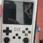 R36S Retro-Handheld-Videospielkonsole Foto-Test