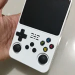 R36S Retro Handheld Videogame Console fotoreview