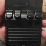 R36S Retro Handheld videopelikonsoli valokuvakatsaus