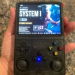 Recensione della console per videogiochi portatile retrò R36S