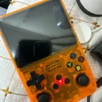 R36S Retro Handheld Videogame Console fotoreview